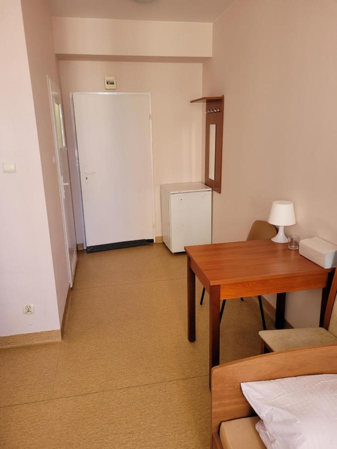 Dom Opieki Nestor Hotel Warsawa Bagian luar foto