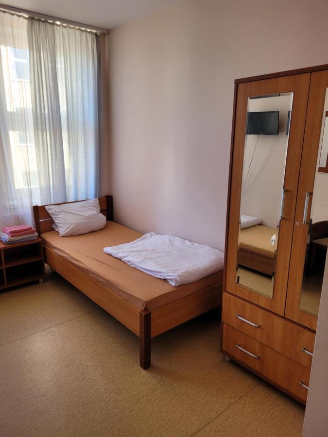 Dom Opieki Nestor Hotel Warsawa Bagian luar foto